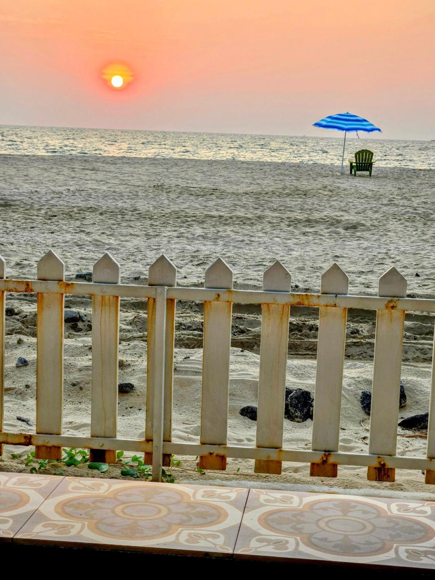 Ether Marari Beachfront 马拉利库兰 外观 照片